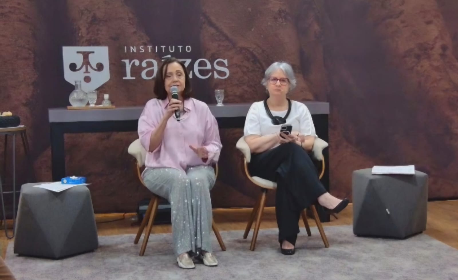 Fórum ‘Deixa eu dizer que te amo Goiânia, deixa eu gostar de você’ anuncia a presidente do CECS, médica e psicoterapeuta Dagmar Ramos como palestrante: ela vai abordar qual é o sentimento de pertencimento que precisamos ter com Goiânia.