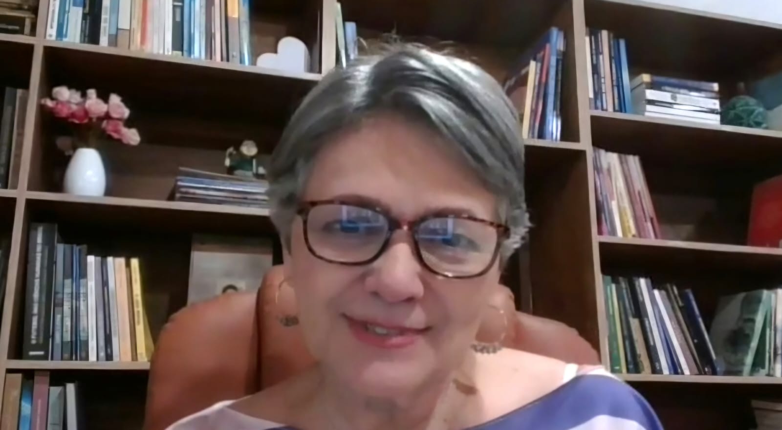 WhatsApp Image 2025-12-04 at 11.33.40 Fórum ‘Deixa eu dizer que te amo Goiânia, deixa eu gostar de você’ anuncia a presidente do CECS, médica e psicoterapeuta Dagmar Ramos como palestrante: ela vai abordar qual é o sentimento de pertencimento que precisamos ter com Goiânia.